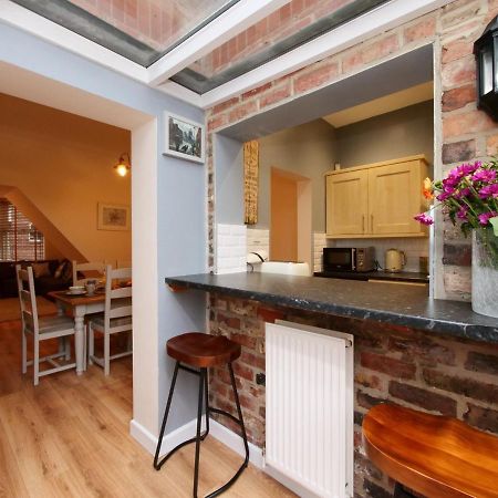 The River Walk House York Villa Exterior photo