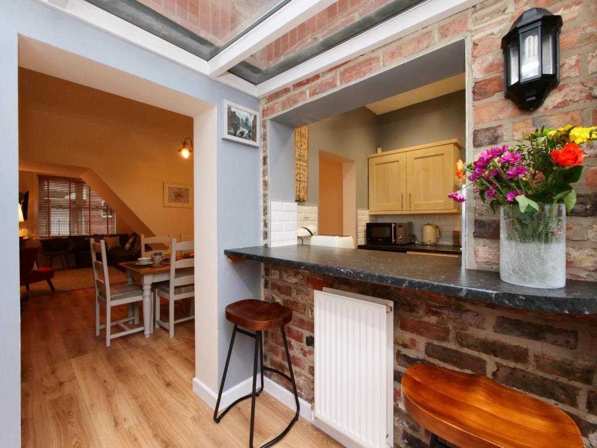 The River Walk House York Villa Exterior photo